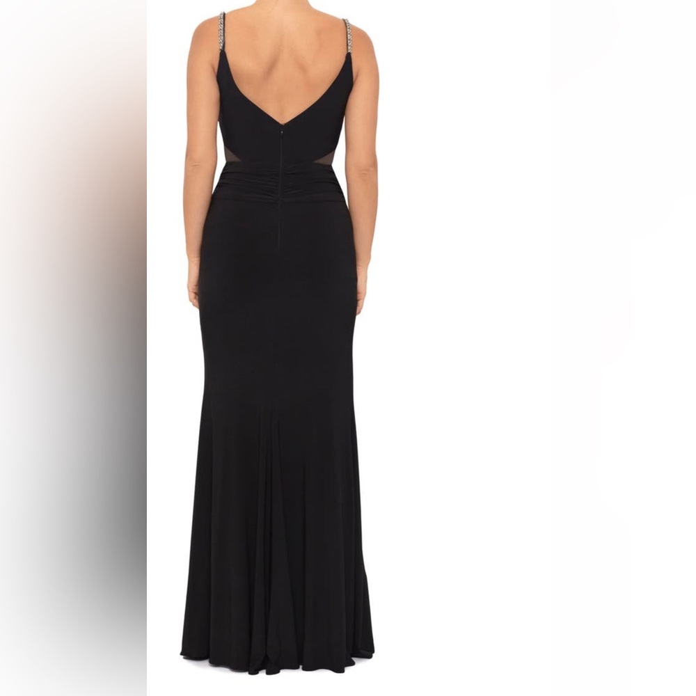 Xscape Mesh Inset Gown - Picture 2 of 3